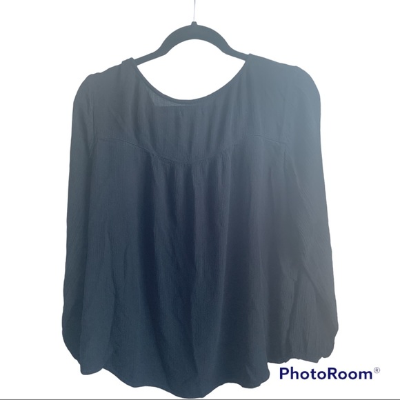 ✨GAP EMBROIDERED TOP SIZE US L - Picture 2 of 3